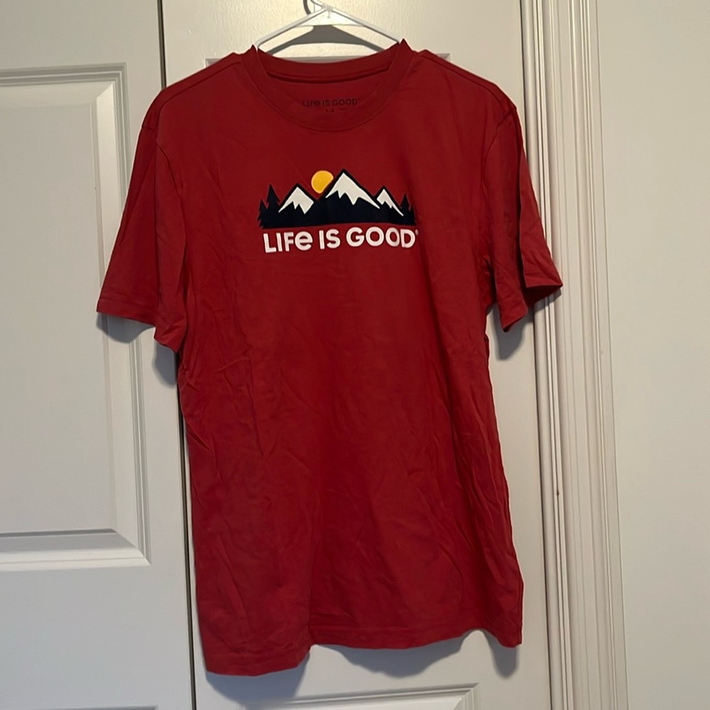 Women’s All Cotton Life is Good Red Mountain T-Shirt Size Medium
